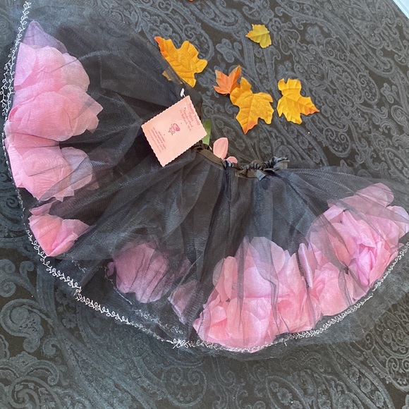 Black little kids tutu with caged pink rose petals - new! - Picture 2 of 3